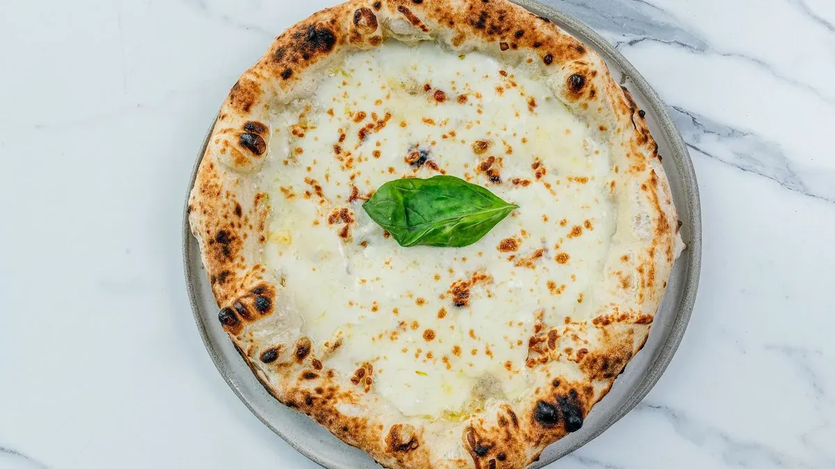 Pizza 4 formaggi V