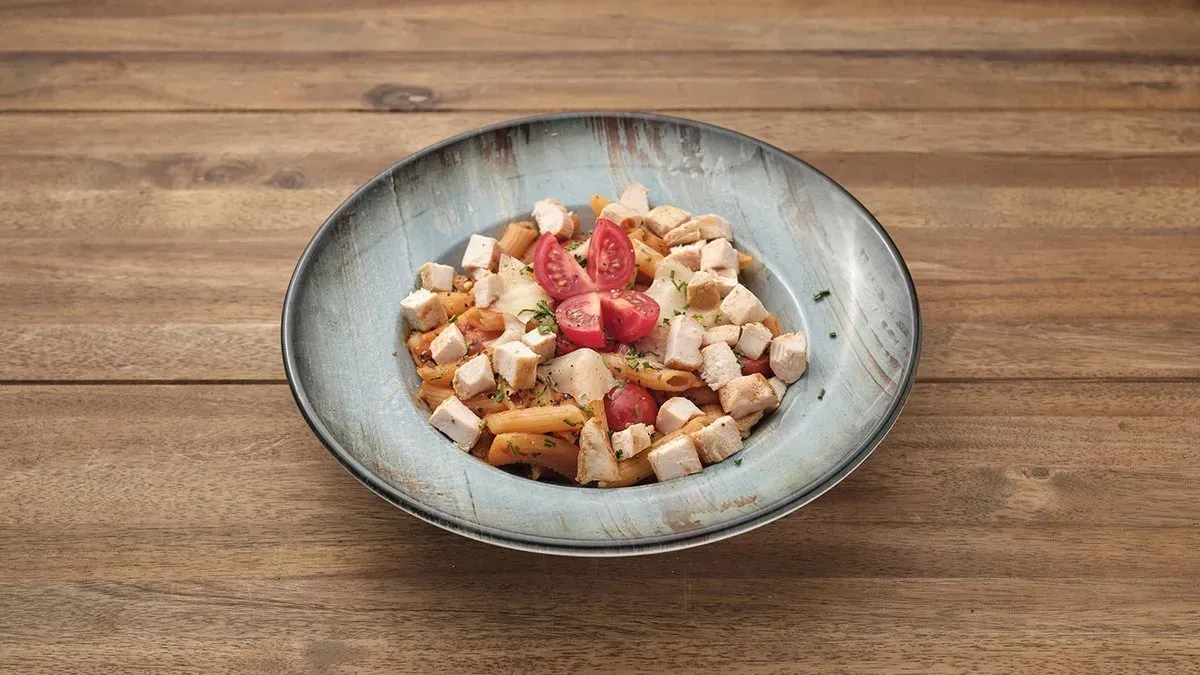 Penne Arrabiata Csirkemellel
