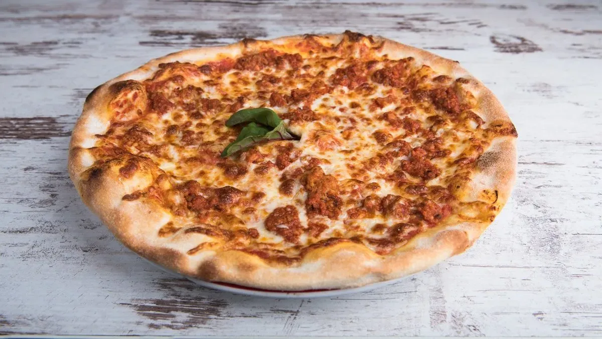Bolognese Pizza