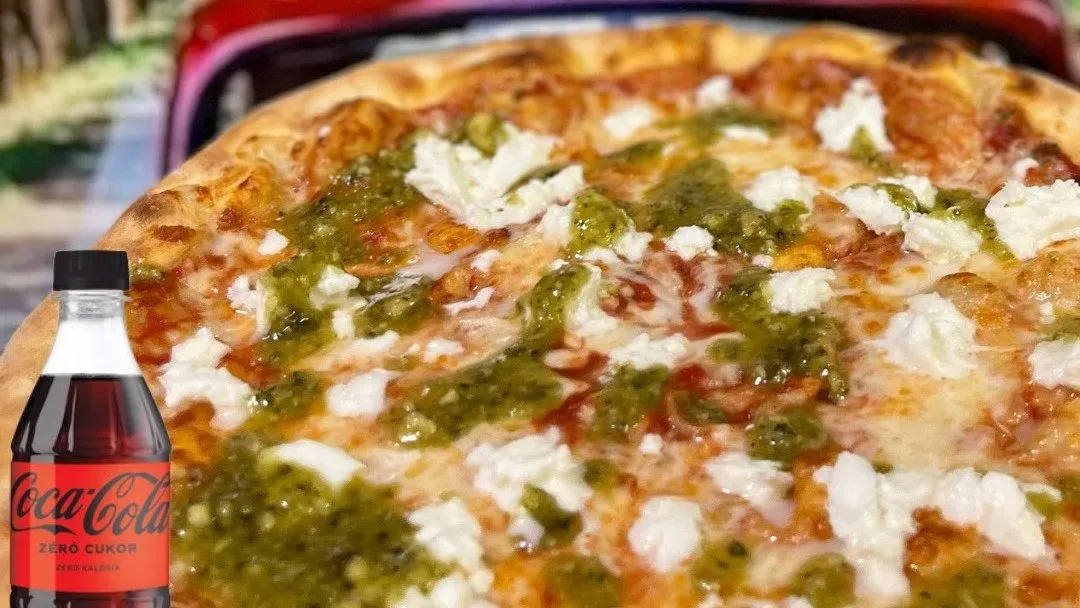 Bufala Pizza + Coca Cola 0,33l dobozos