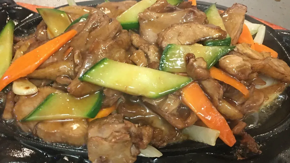 H08 Vaslapos kacsa 铁板鸭