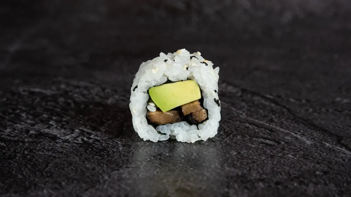 Shiitake gomba - Avokádó Uramaki