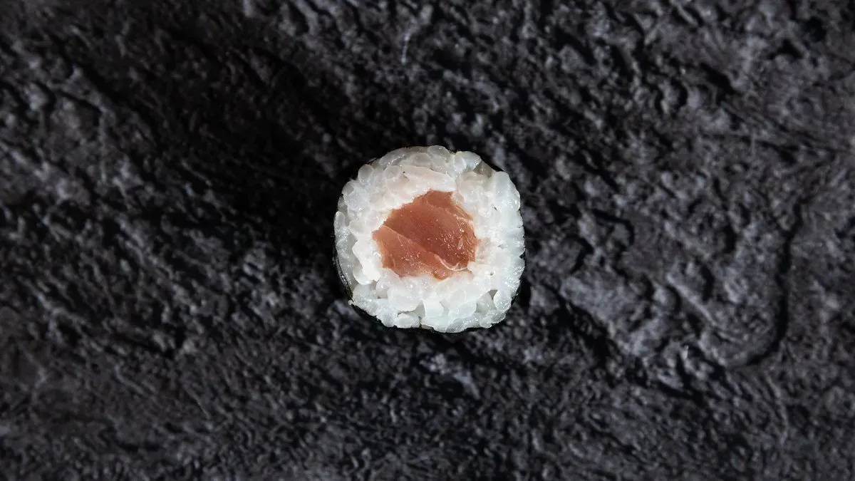Vörös Tonhal Maki