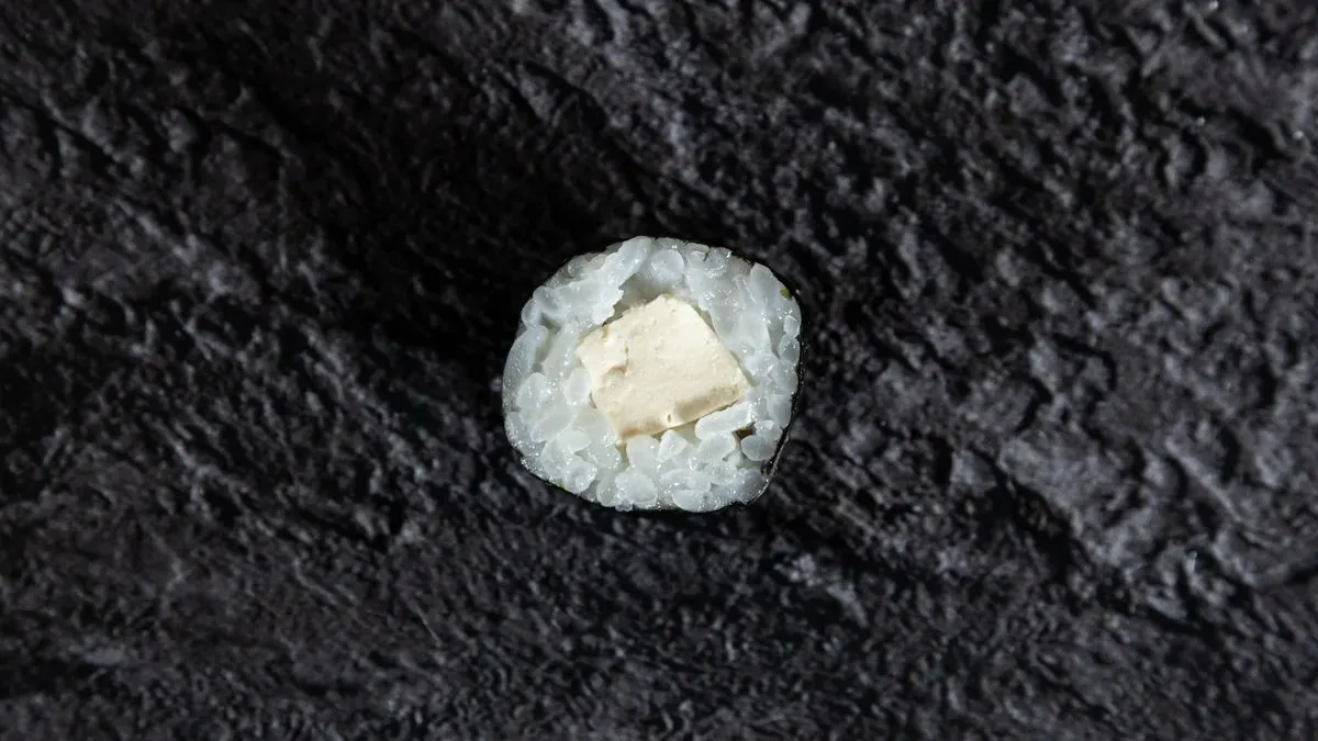 Füstölt Tofu Maki
