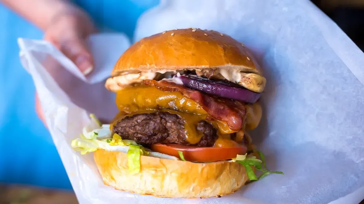 Tüzes burger
