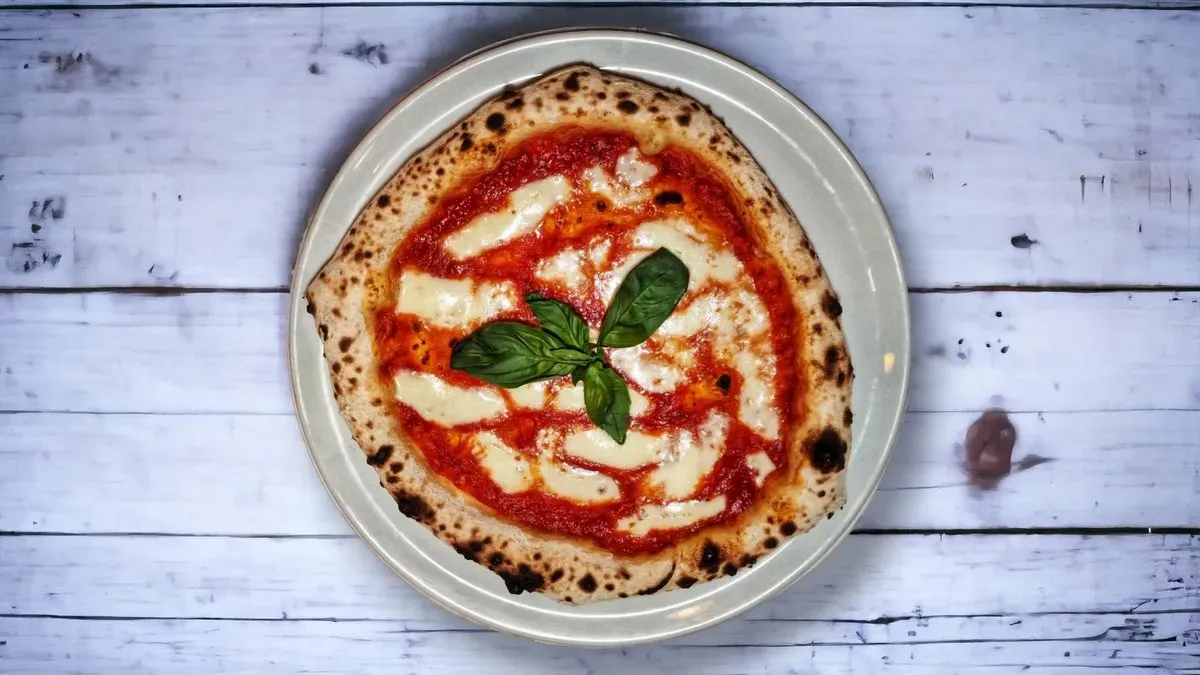 Quattro formaggi pizza