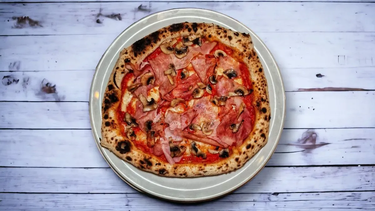 Cotto e funghi pizza
