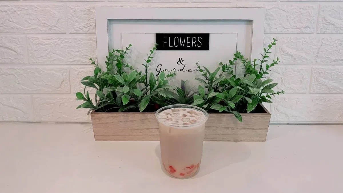 Lychee milk cream