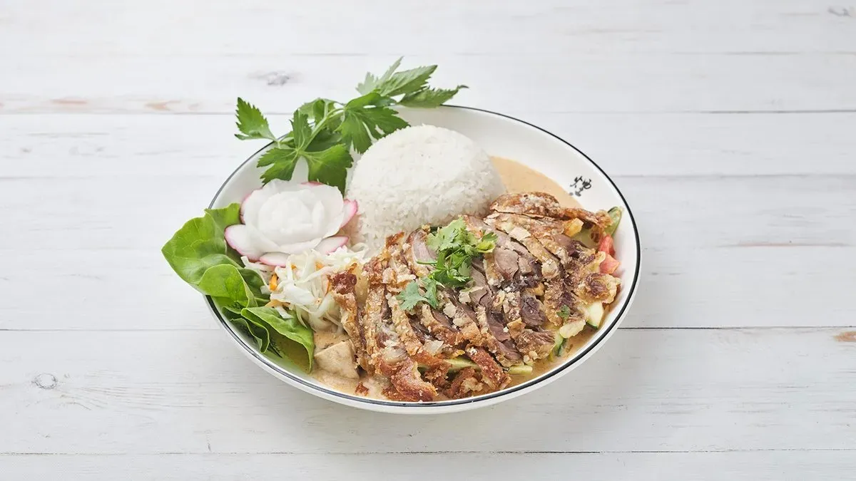 96. Crispy fried duck with Thai red curry / Ropogós sült kacsa, Thai vörös curry
