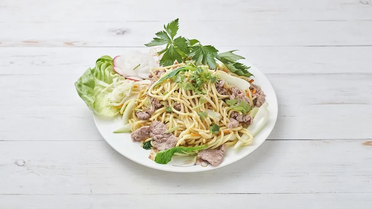 47. Fried noodle with shrimp / Sült tészta garnélarákkal