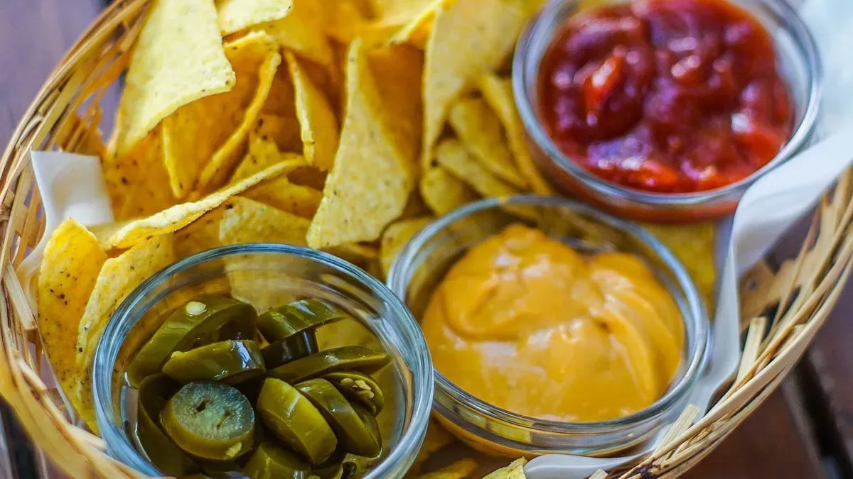 Nachos salsával (normál)