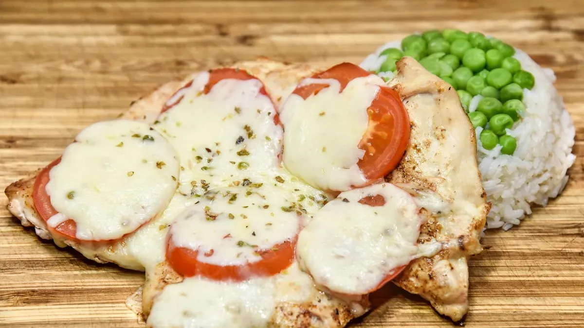 Caprese csirkemell