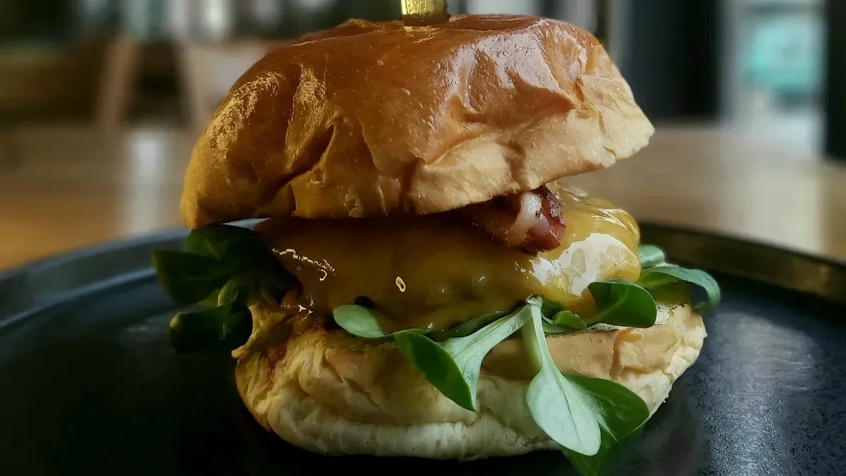 Classic burger