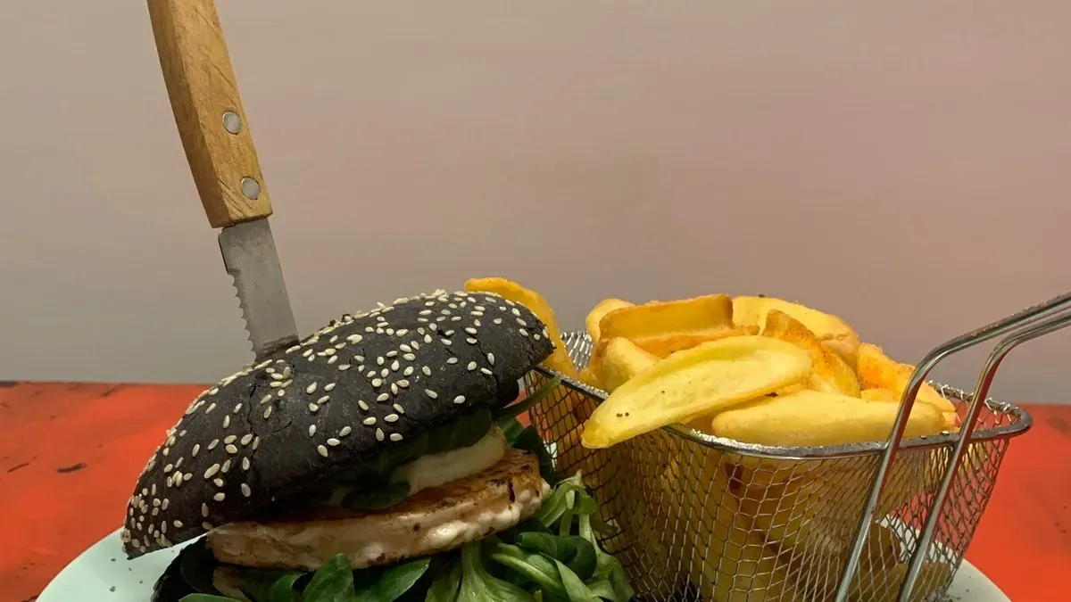 Marquis Waren Burger Menü