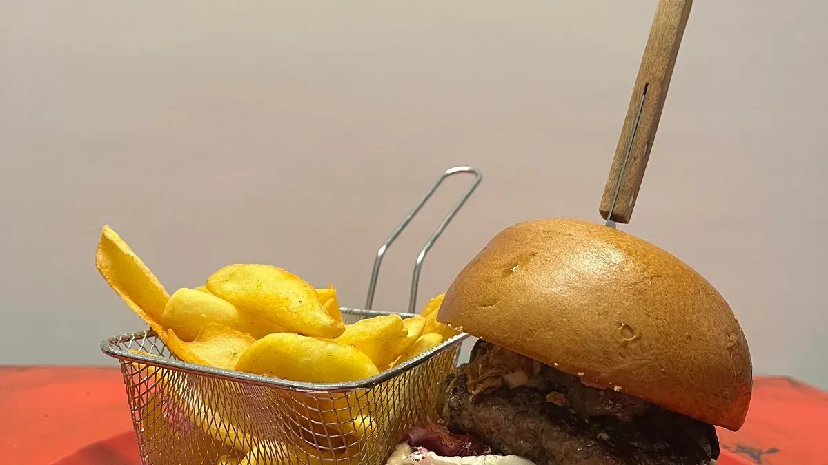 Rick Dalton Burger Menü