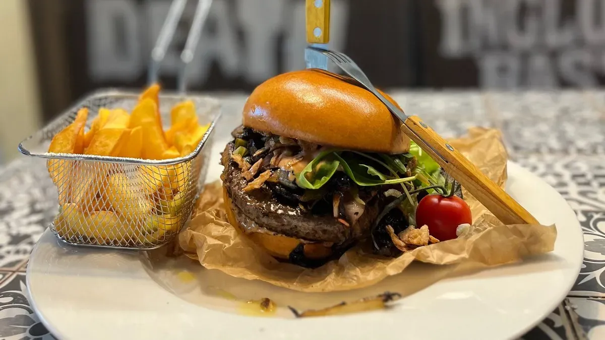 Rick Dalton Burger