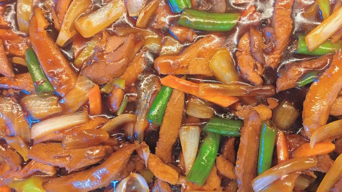 31. Pirított kacsahús (500ml)