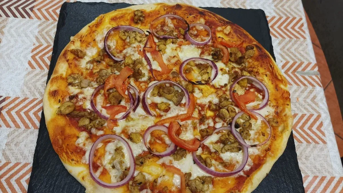 Chicken pizza (Halal)