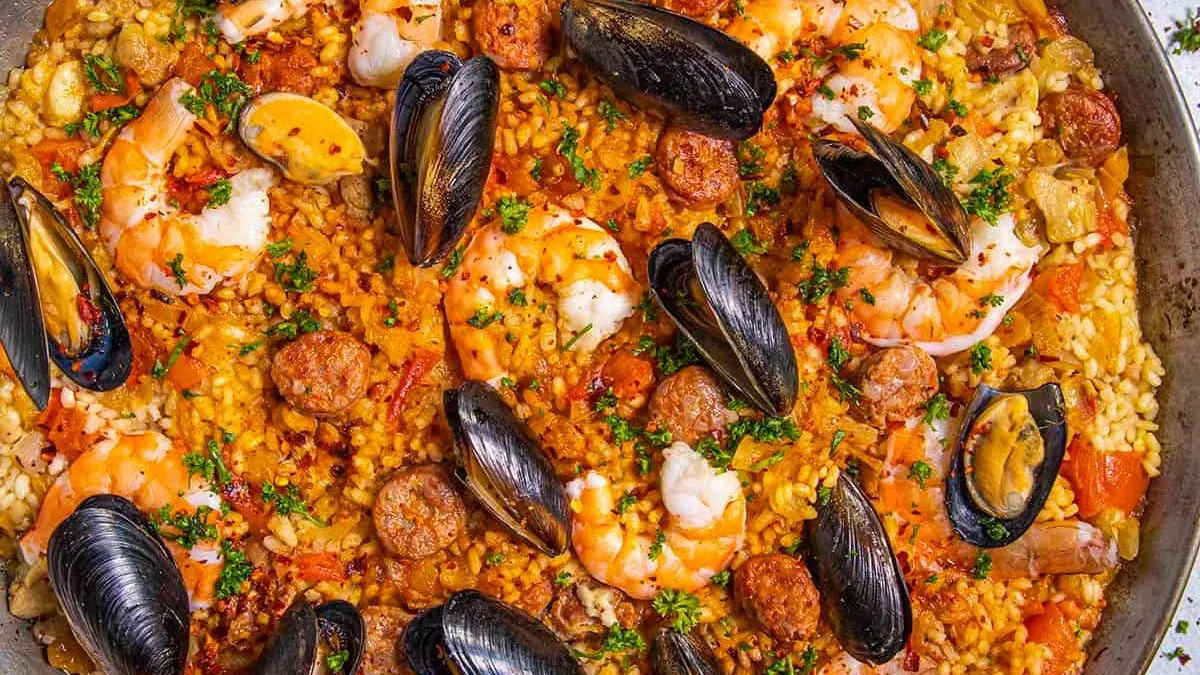 Paella con Mariscos ( ONLY THURSDAYS )