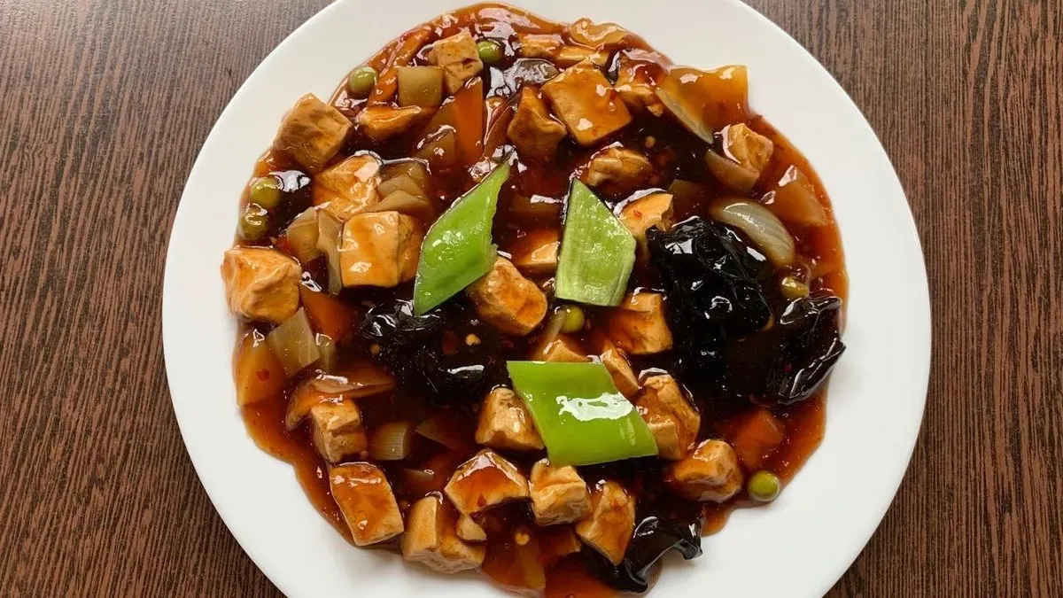 Fűszeres tofu (csípős) menü rizzsel