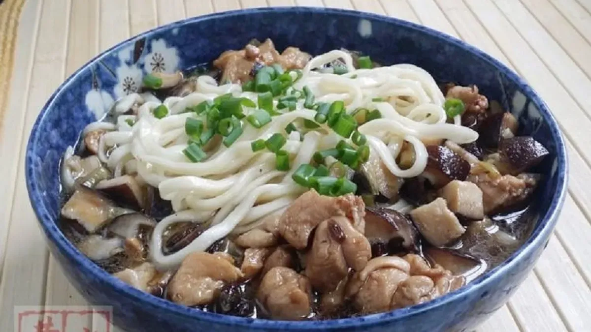 Csirkehús ramen leves