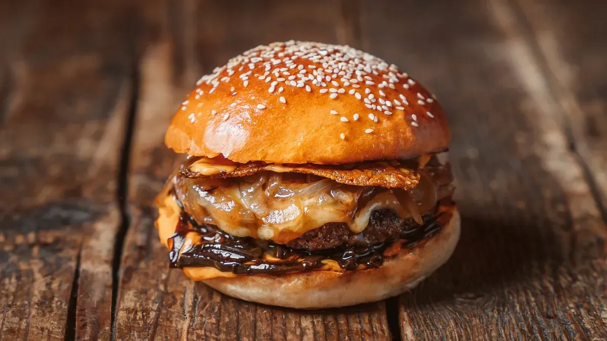 ASTORIA BURGER