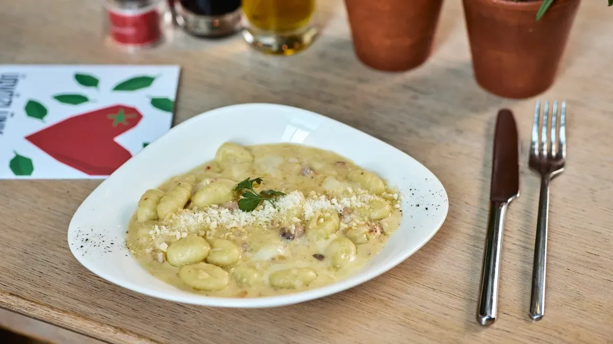 GNOCCHI BACON CON CREMA