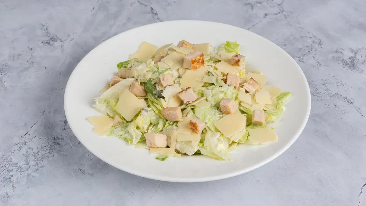 Insalata Cesare con Pollo