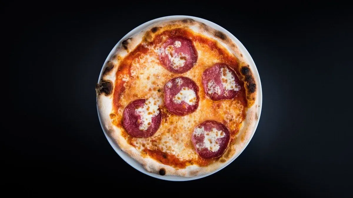Pizza Salame