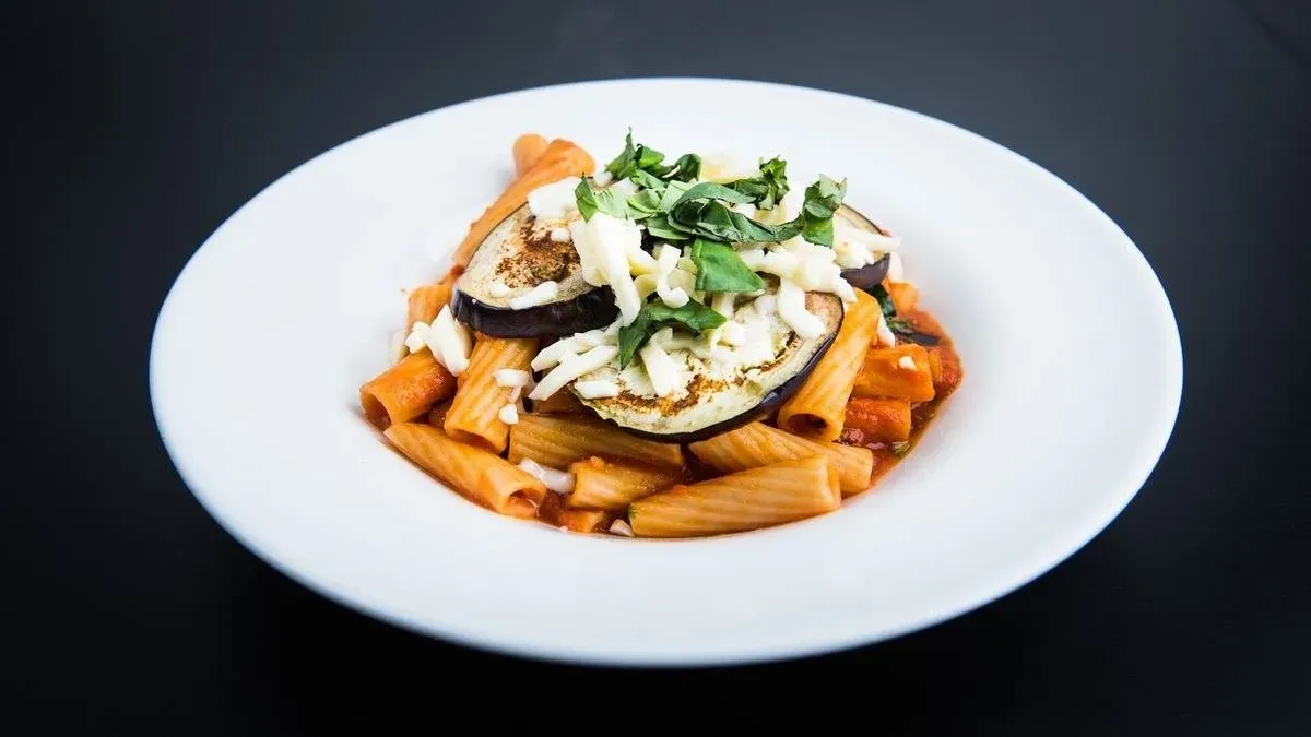 Rigatoni alla Norma