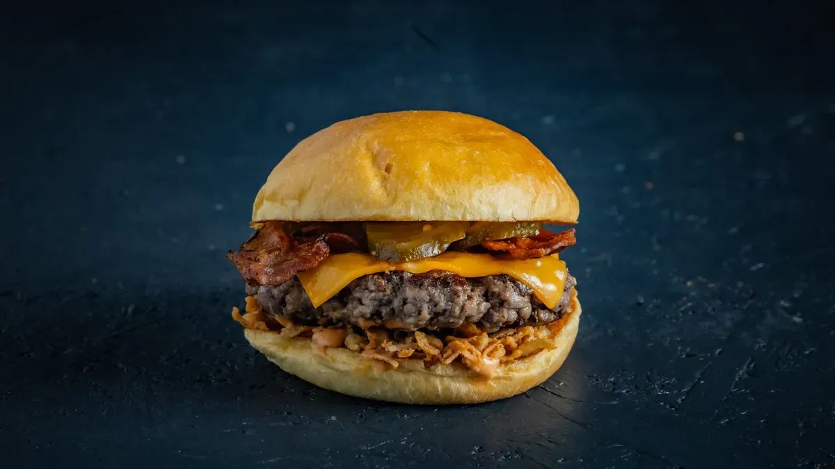 SMOKEY BBQ ANGUS