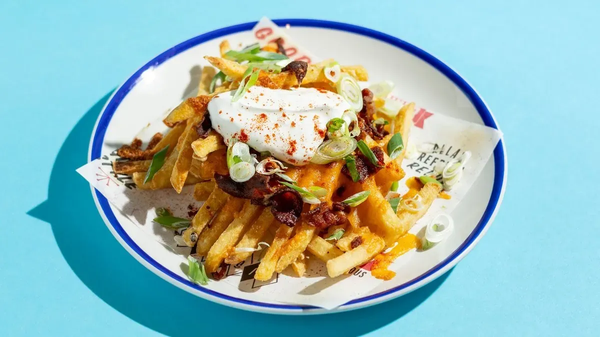 SAJTOS-BACONÖS FRIES