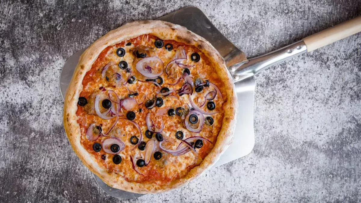 Szomszéd pizzája