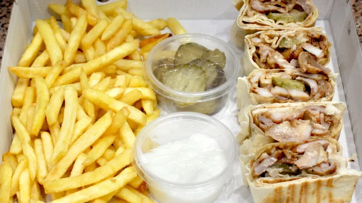 Shawarma syran menü sült krumplival