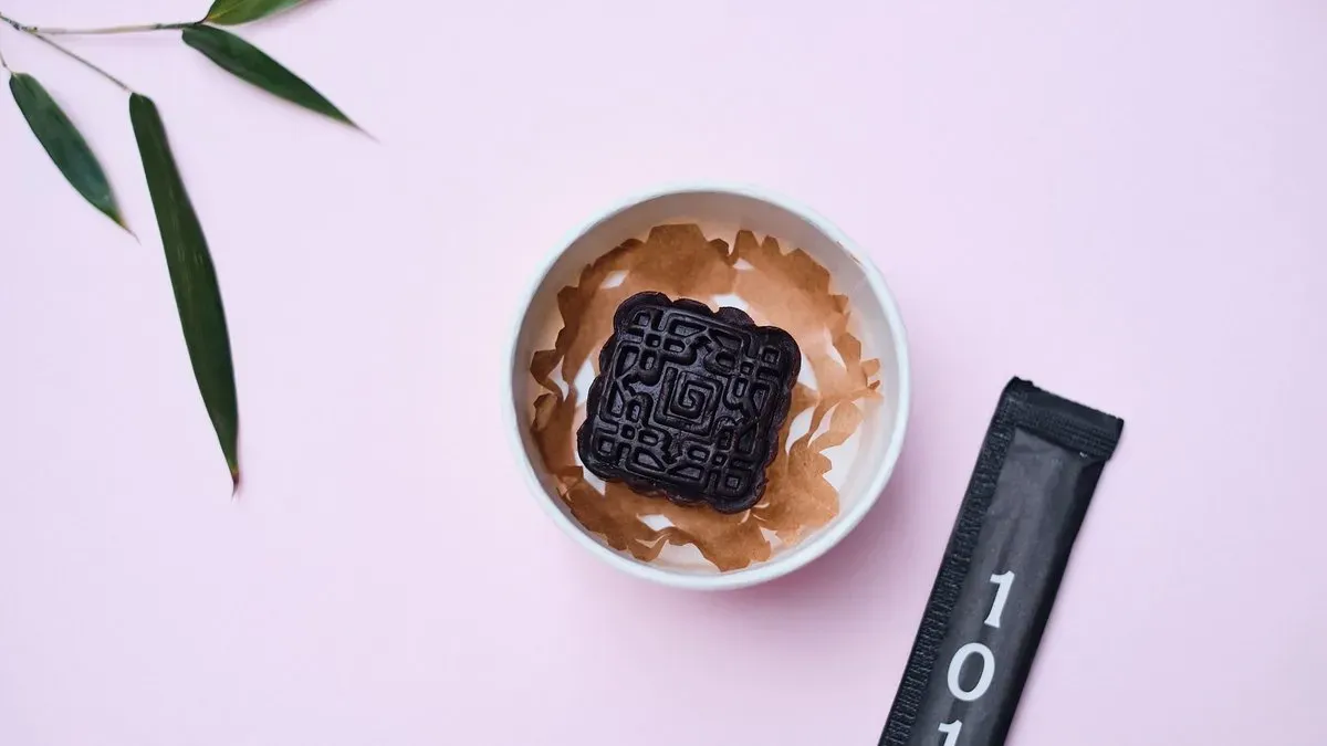 ARANY HOLD BROWNIE