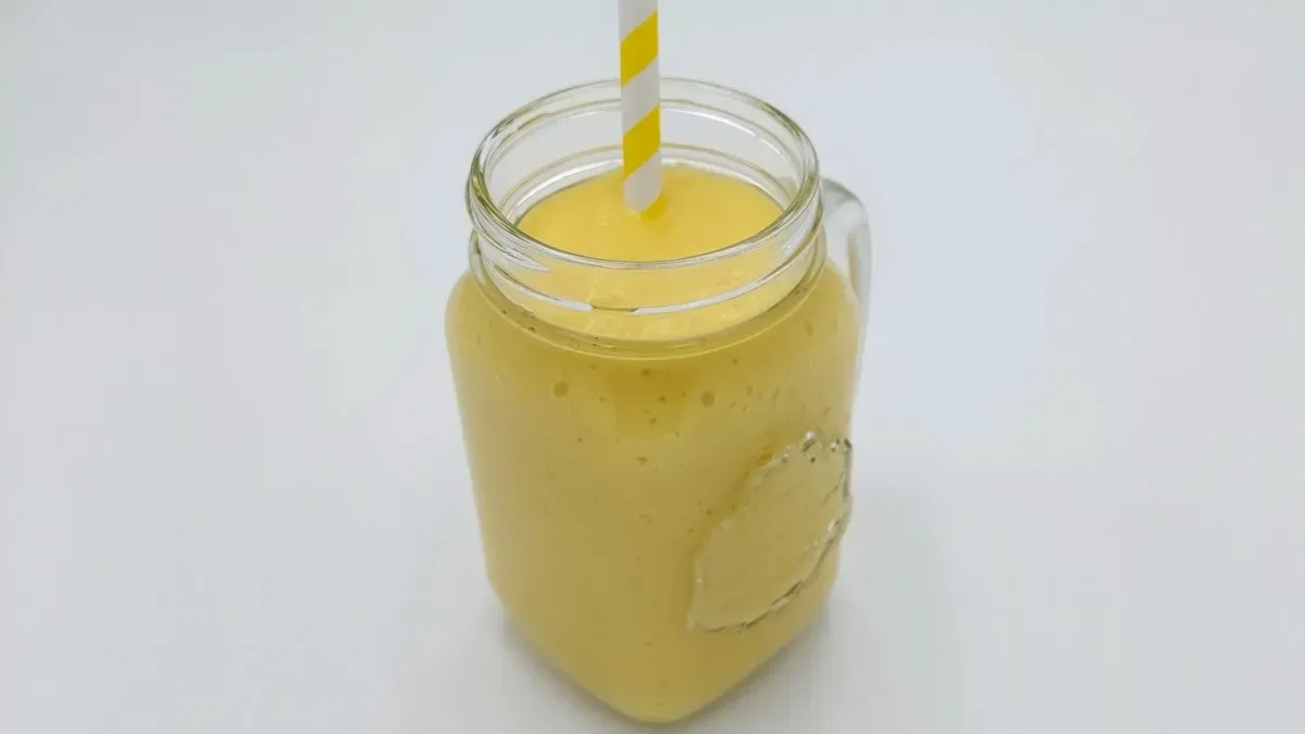Pineapple Smoothie
