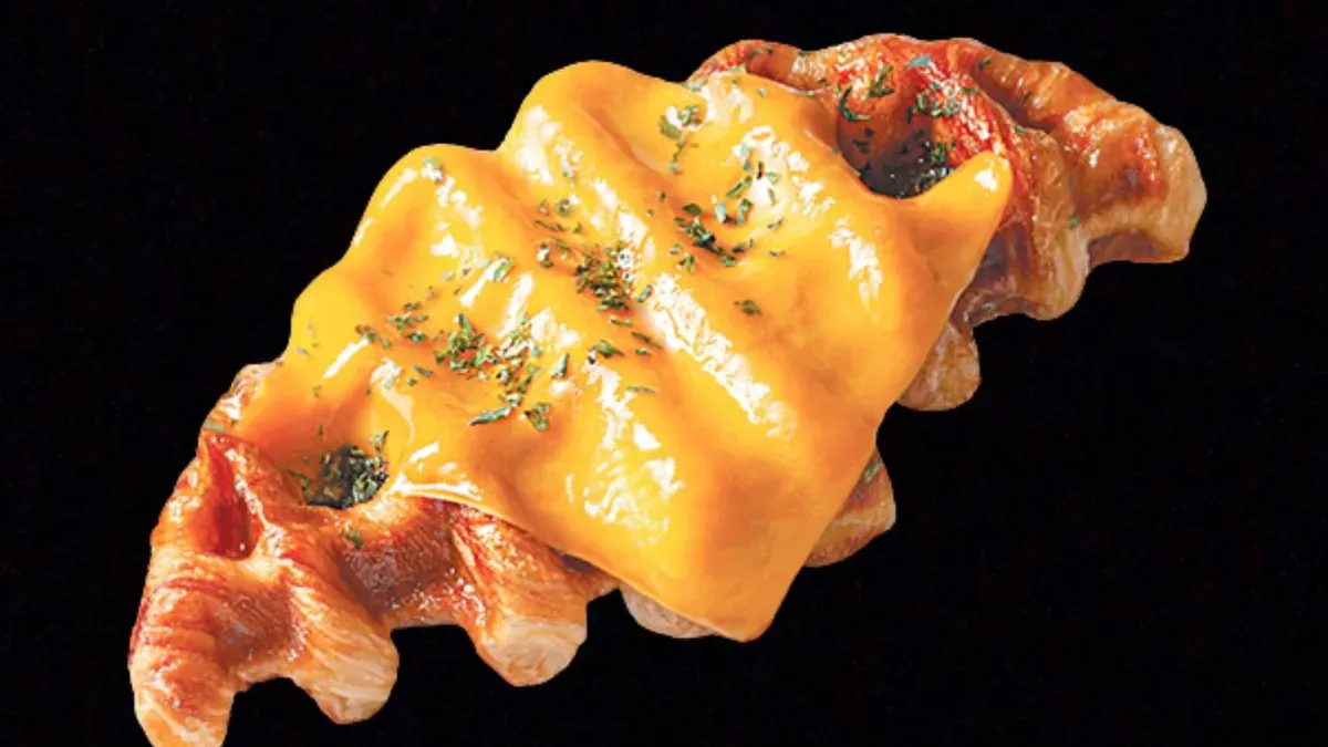 Cheddar cheese croffle