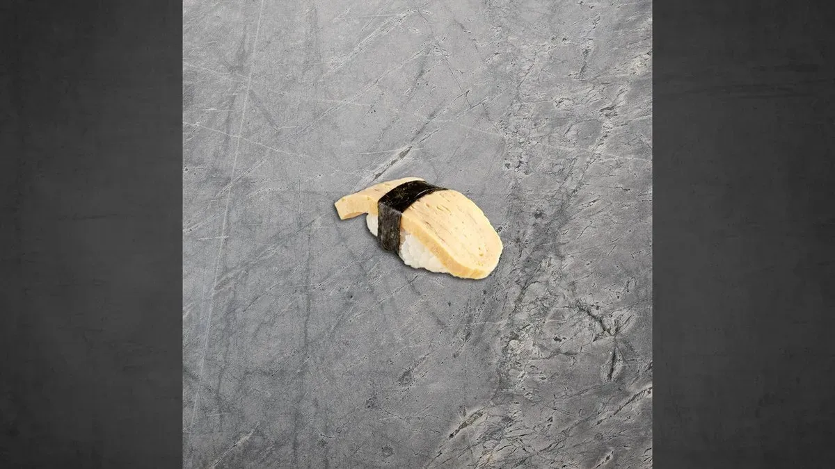 Tamagoyaki nigiri (1db)