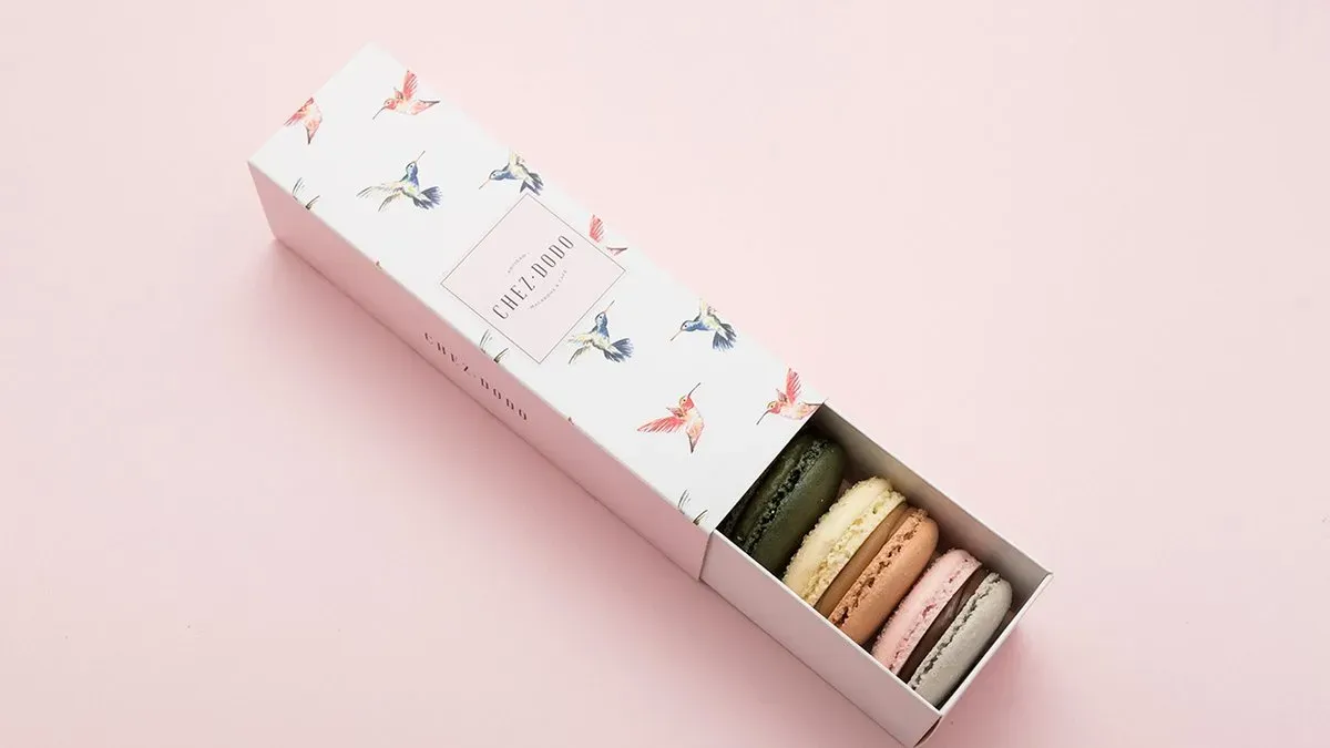 6 DB-OS MACARON VÁLOGATÁS KOLIBRIS DÍSZDOBOZBAN