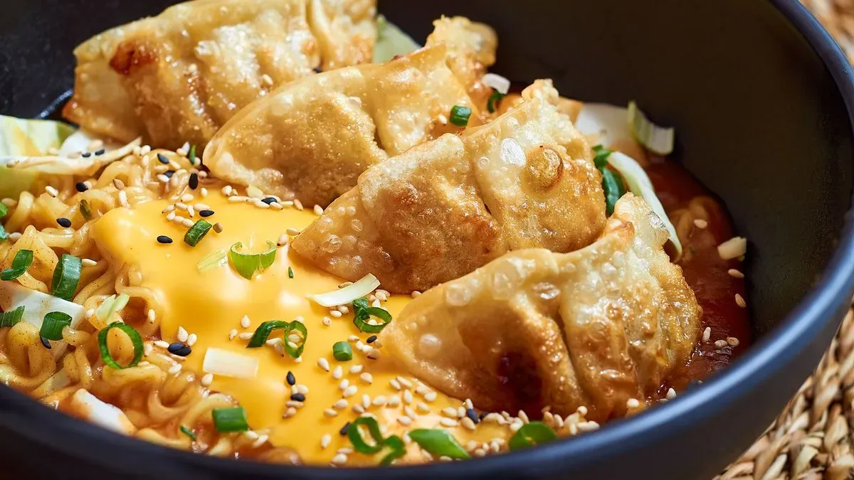 Koreai tofus gyoza tésztával