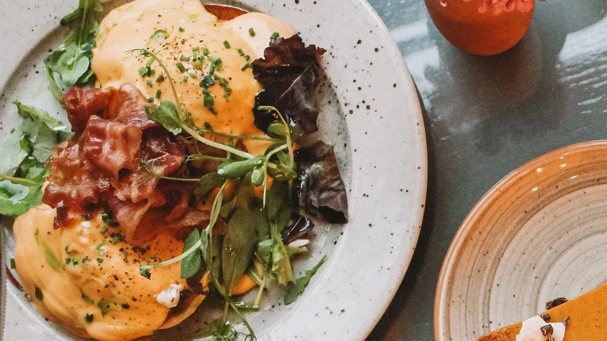 Eggs Benedict