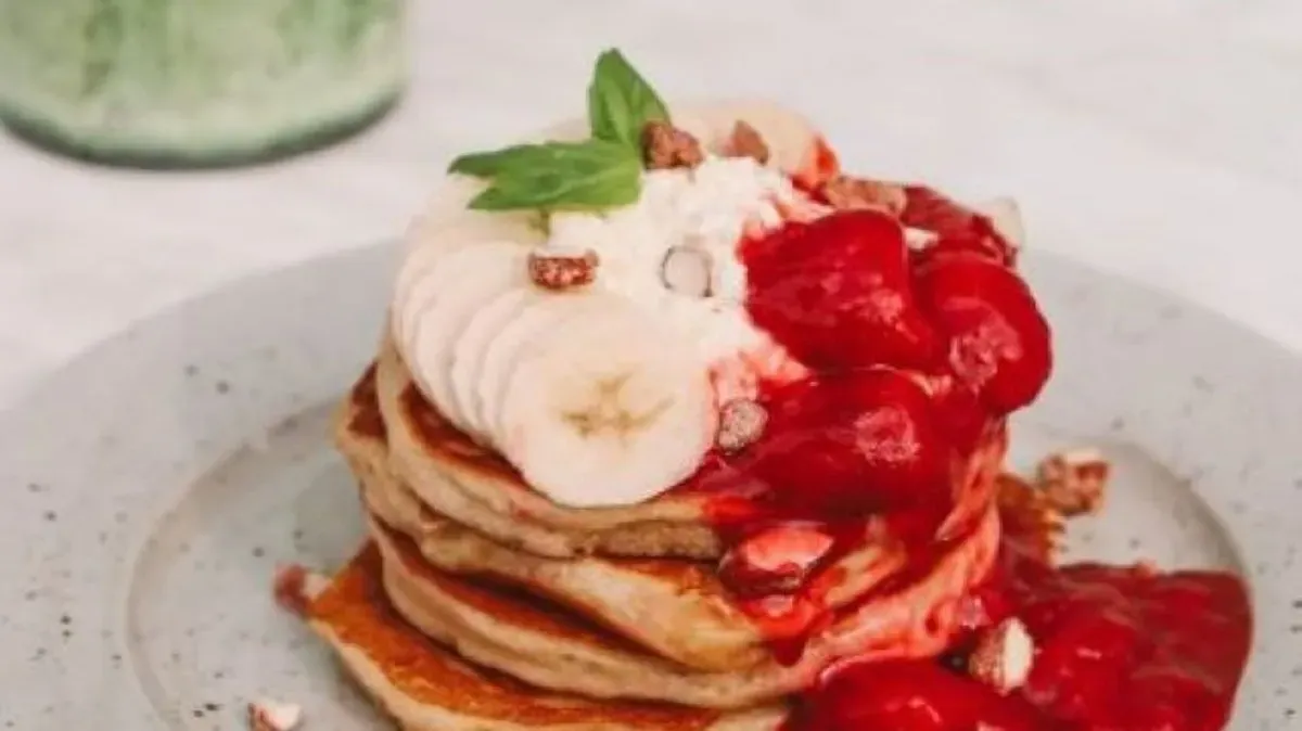 Berry Cream Pancake