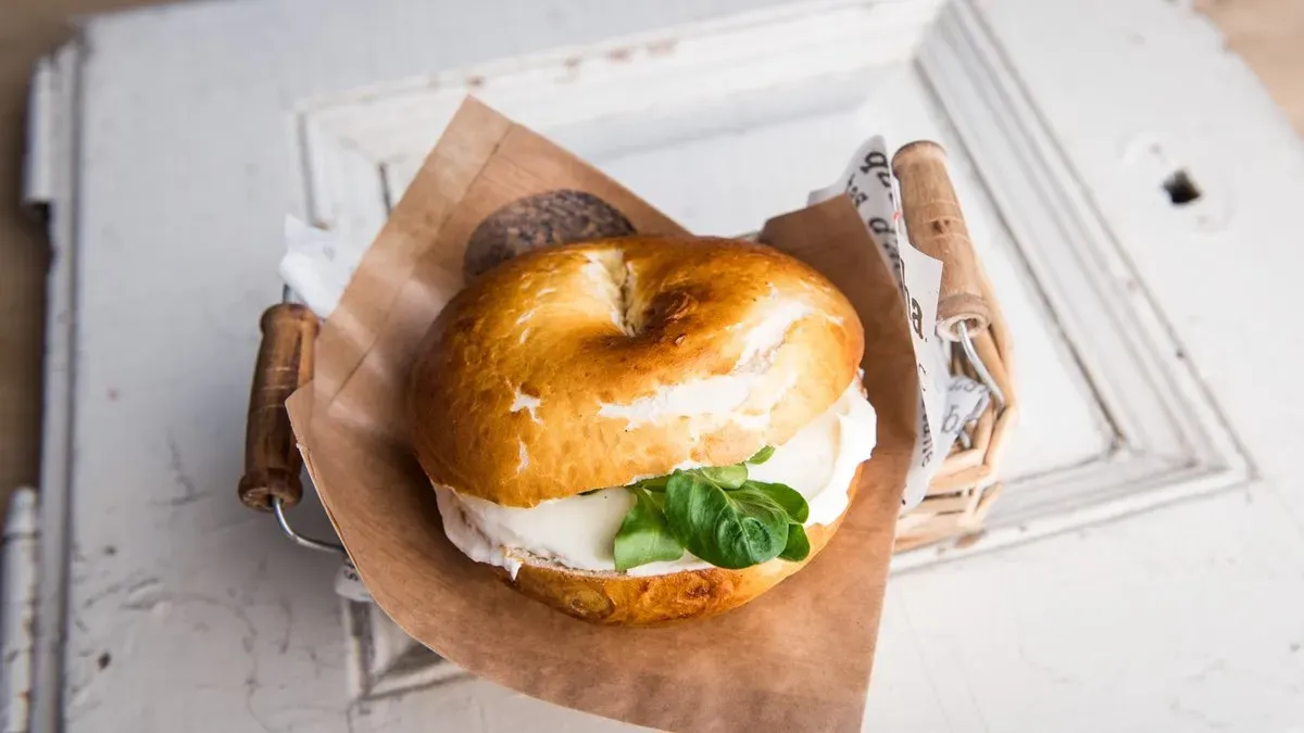 BAGEL & KECSKESAJT KRÉM