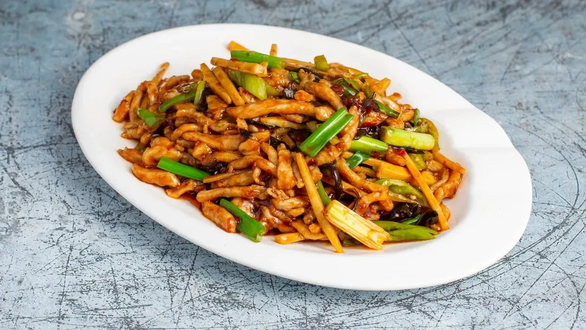 306 Halaromájú sertés csíkok 鱼香肉丝