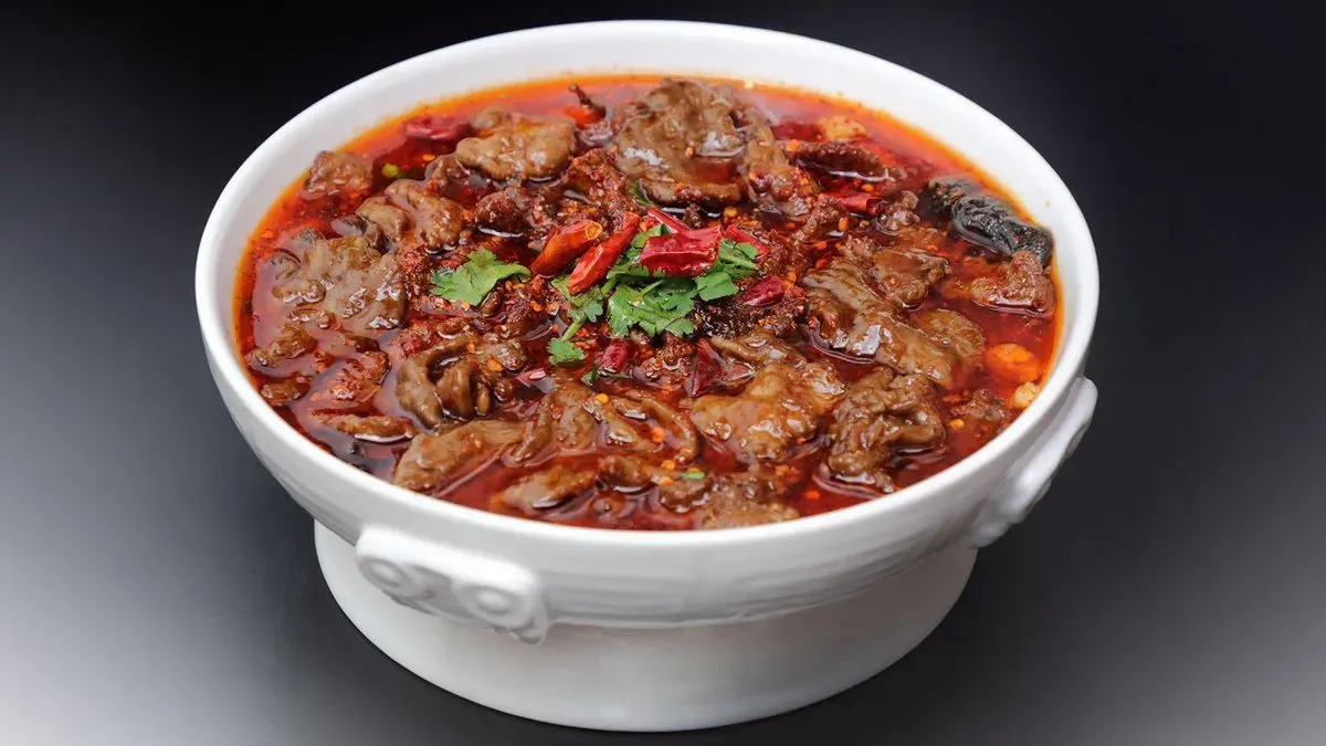 304 Szeletelt marha forró chilis olajban 水煮牛肉