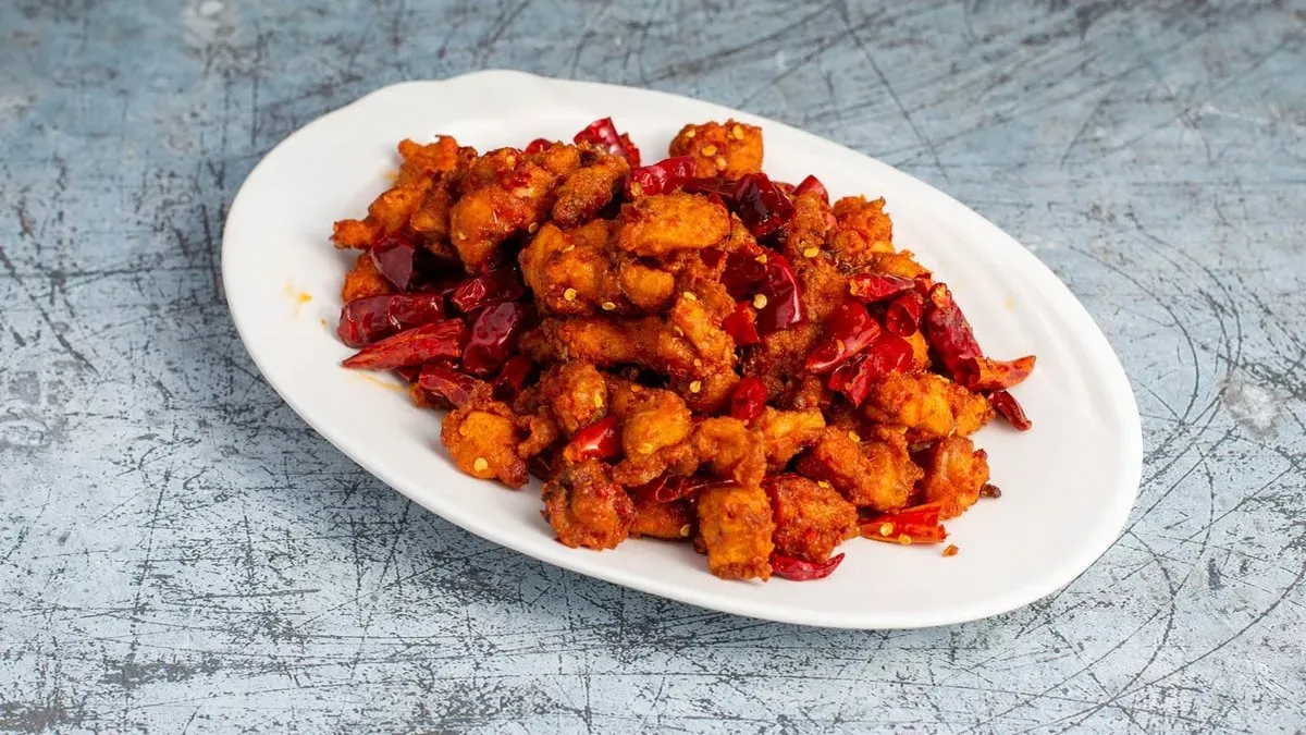322 Chilis csirke 辣子鸡