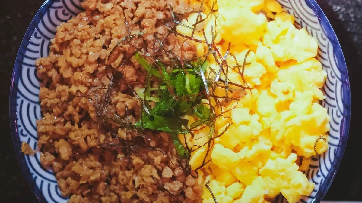 Soy Meat Rice Bowl