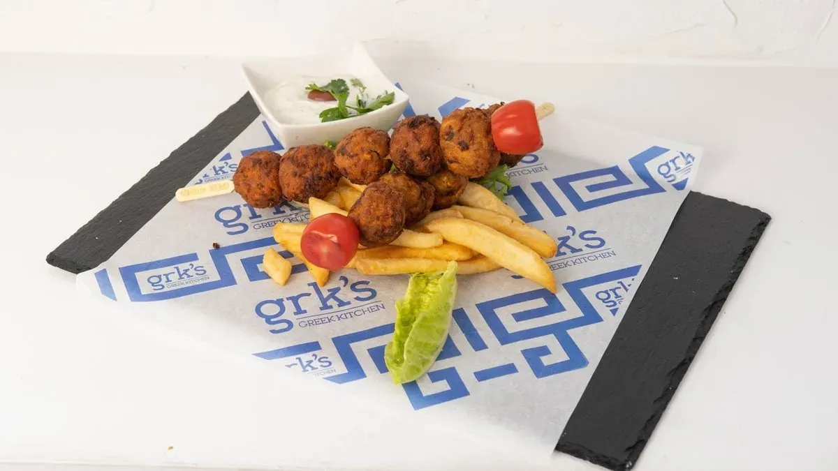 FalaFel Tál + Görög Ásványvíz