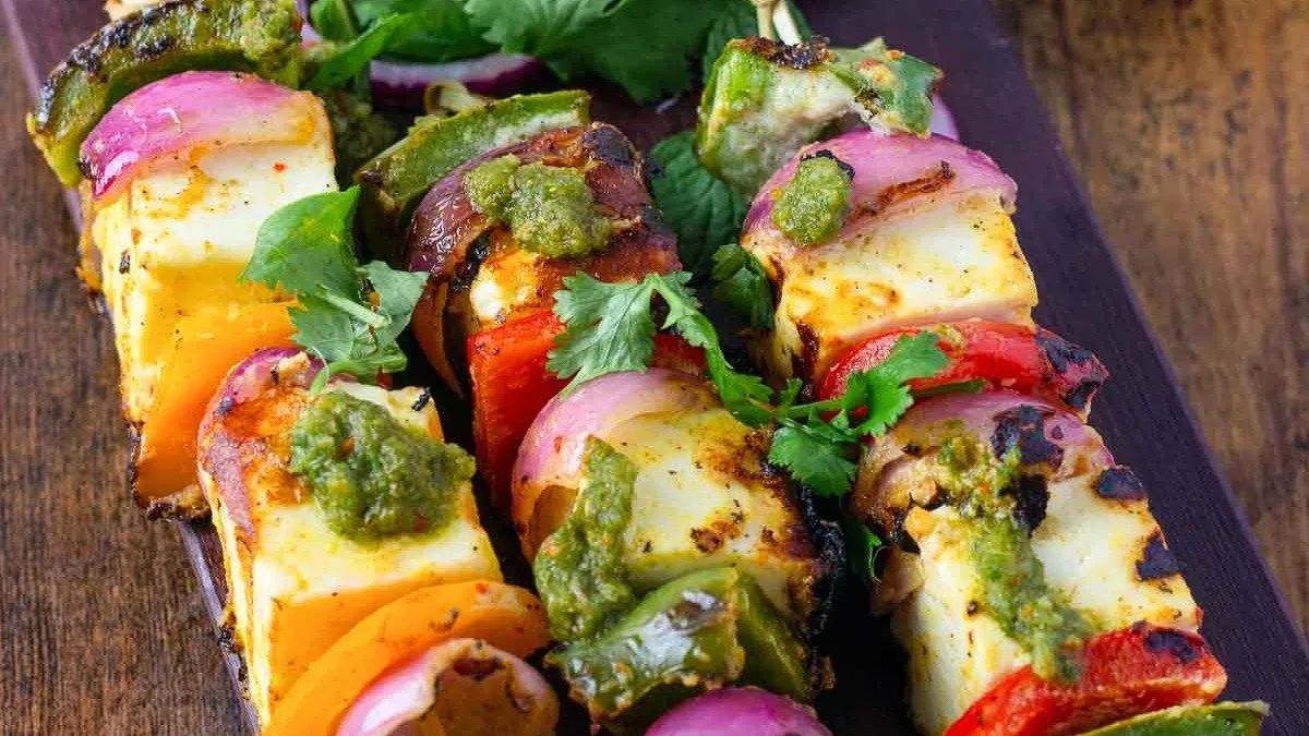 Paneer tikka salad