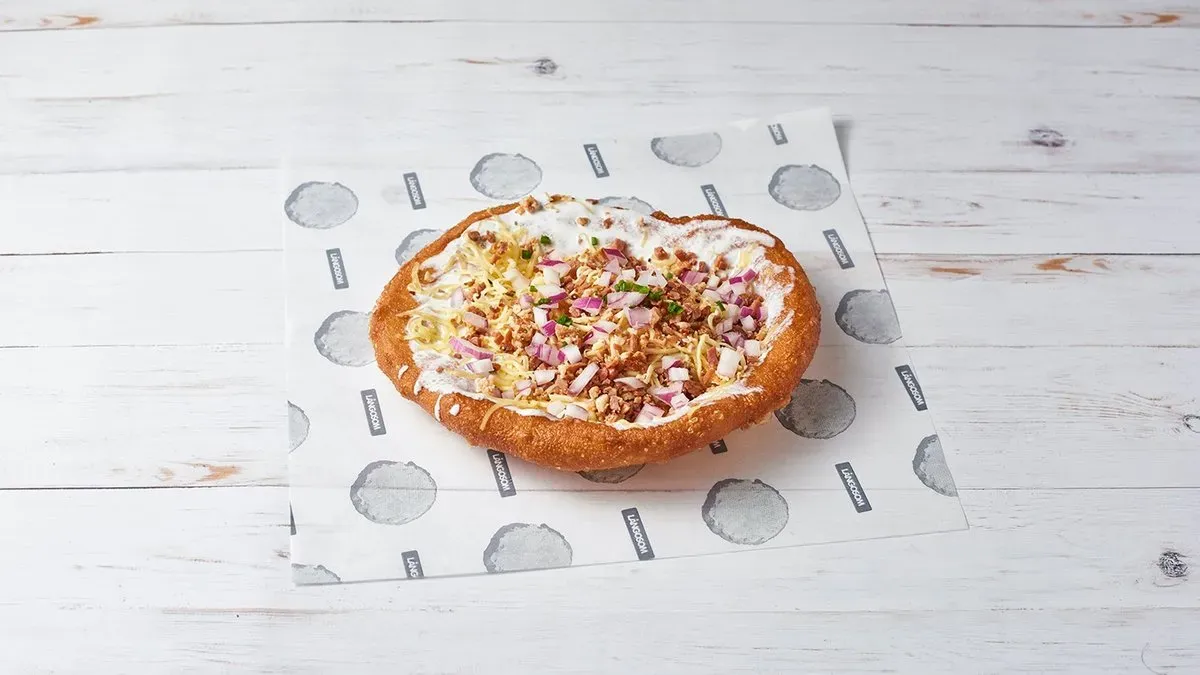 Magyaros lángos